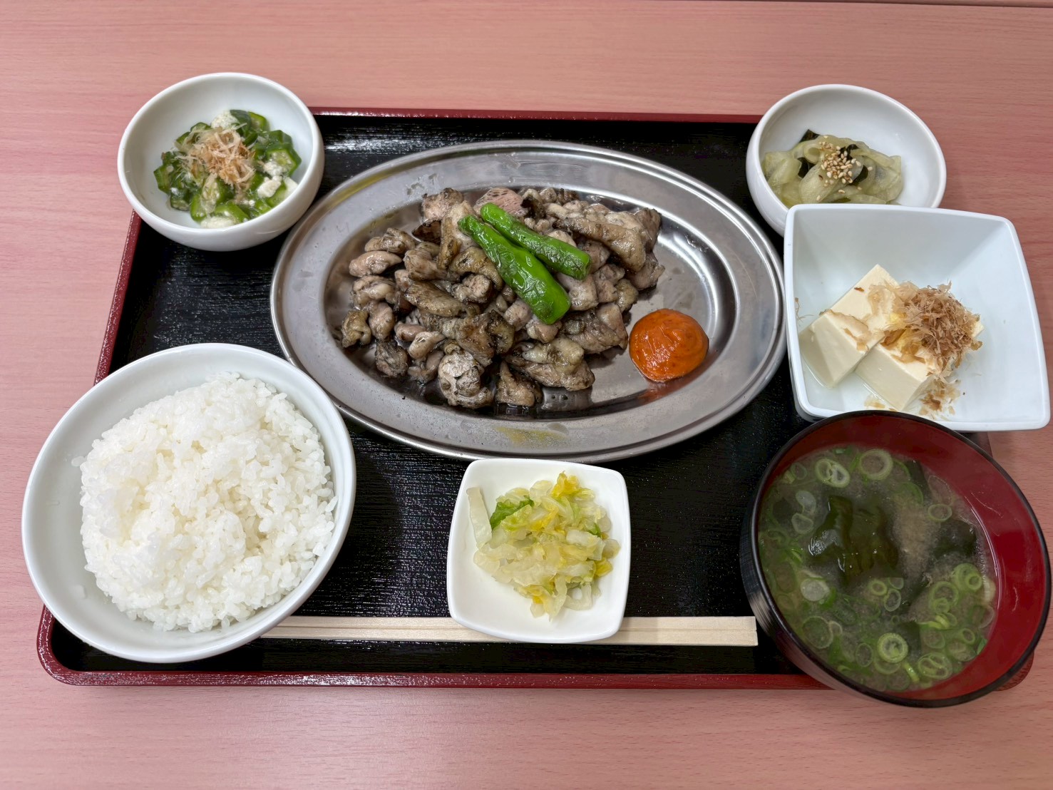 鶏の炭火焼き定食